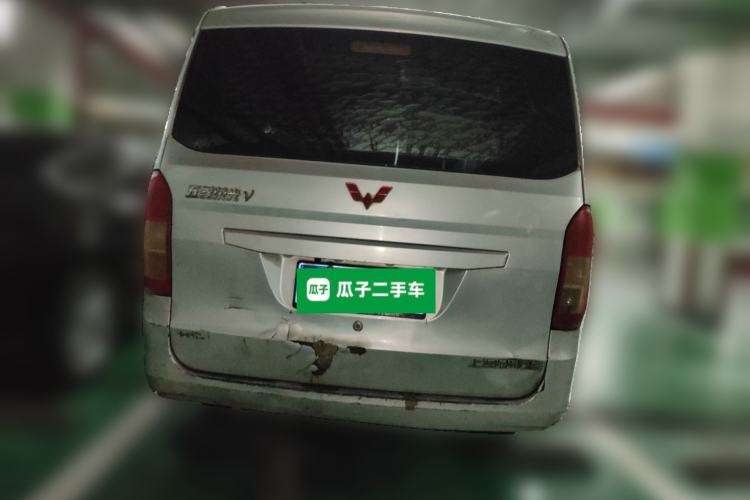 Used Wuling Rongguang V 2018 1.5L Standard Version
