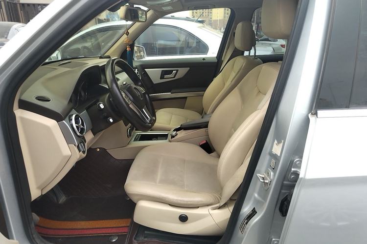 Used Mercedes-Benz GLK-Class 2015 GLK 260 4MATIC Dynamic Edition Ultimate Version Left Front Seat