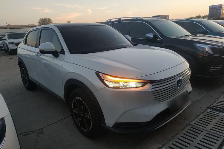 Used Honda Vezel 2023 1.5L CVT Pioneer Edition Front Right 45 Deg