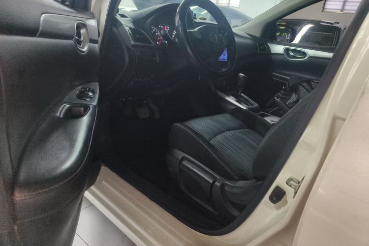 Used Nissan Sylphy 2021 Classic 1.6XE CVT Comfort Edition Driver Seat