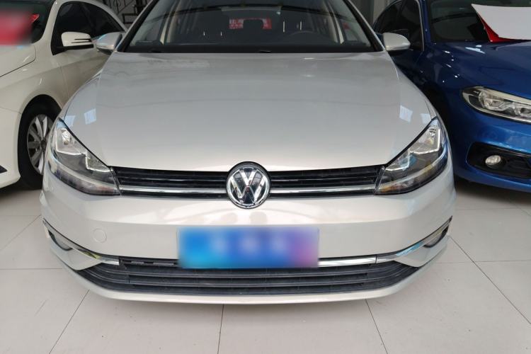 Used Volkswagen Golf 2018 1.6L Automatic Fashion Model