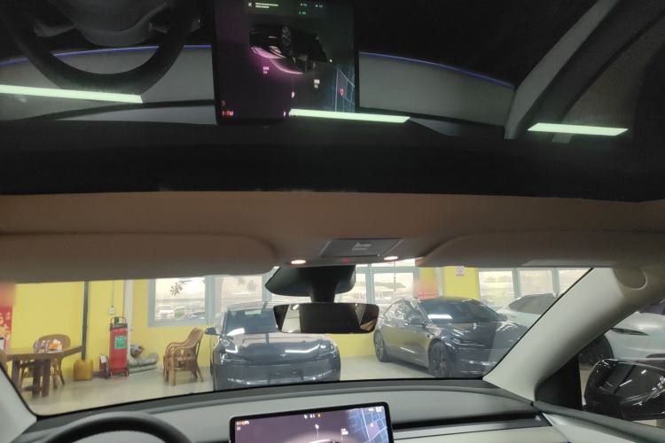 Used Tesla Model Y 2024 Rear-Wheel-Drive Version Headliner