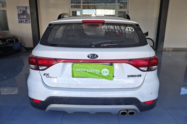 Used Kia KX Cross 2017 1.4L MT GLS
