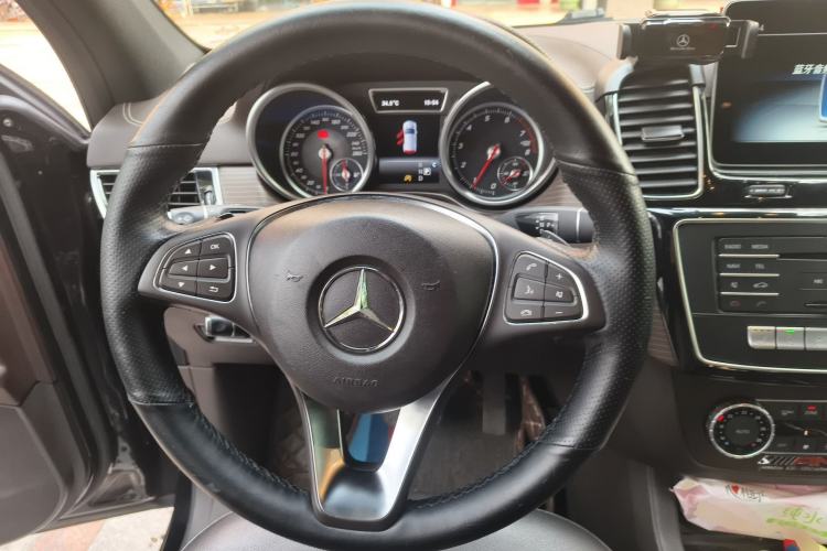 Used Mercedes-Benz GLE 2019 GLE 320 4MATIC Dynamic Edition Prestige Model Steering Wheel
