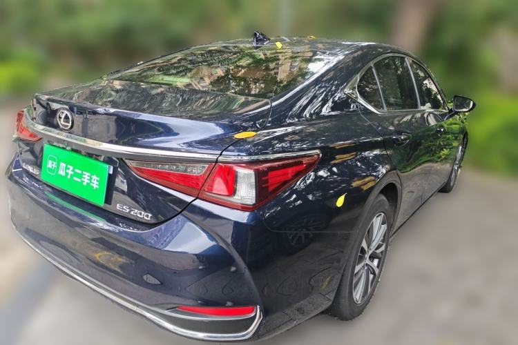 Used Lexus ES 2018 200 Luxury Edition China VI
