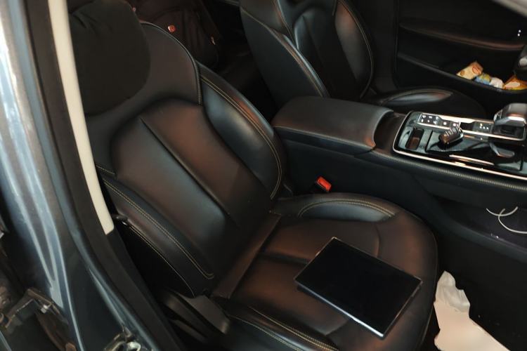 Used Roewe i6 MAX New Energy 2020 1.5T PHEV Sporty Cool Edition Right Front Seat