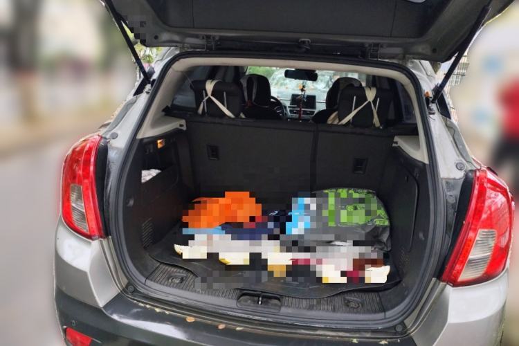 Used Buick Encore 2015 1.4T Automatic Two-Wheel Drive Urban Elite Version
