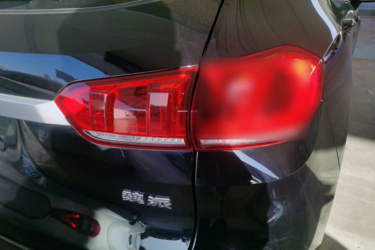 Used Wey VV5 2021 1.5T Two-Wheel Drive Color Pioneer