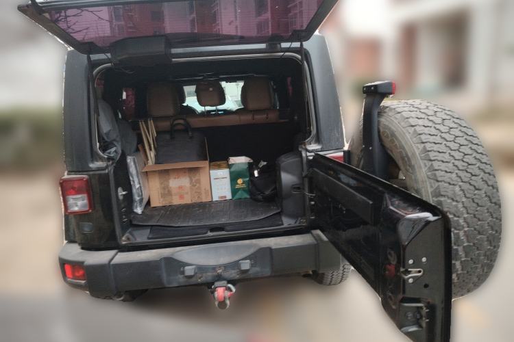 Used Jeep Wrangler 2013 3.6L Sahara Four-Door Edition
