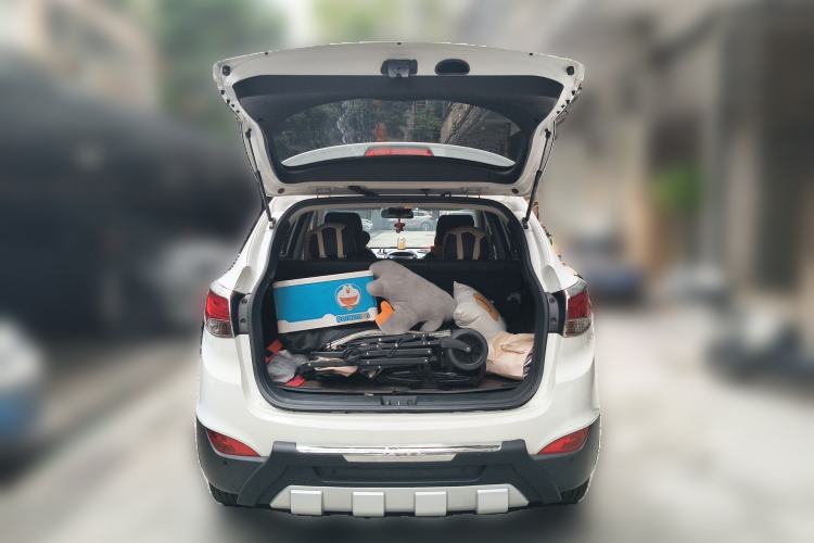 Used Hyundai ix35 2012 2.0L Automatic Two-Wheel Drive Elite Edition GLS Trunk