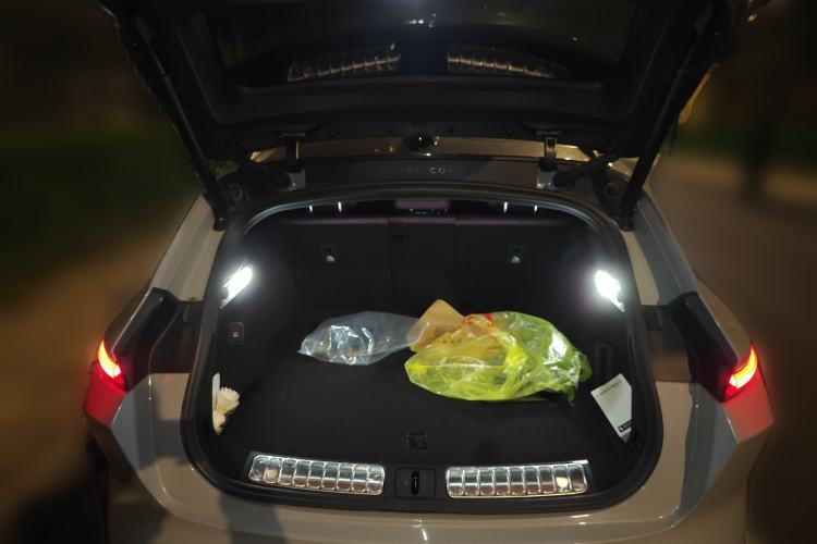 Used Nio ET5T 2023 75 kWh Touring