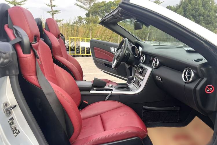 Used Mercedes-Benz SLK-Class 2011 SLK 200 Fashion Model
