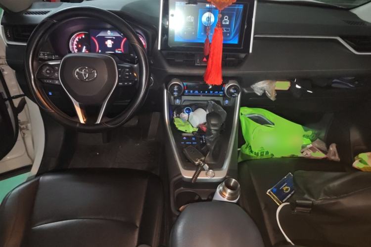 Used Toyota RAV4 2020 2.0L CVT Two-Wheel Drive Fashion Edition
