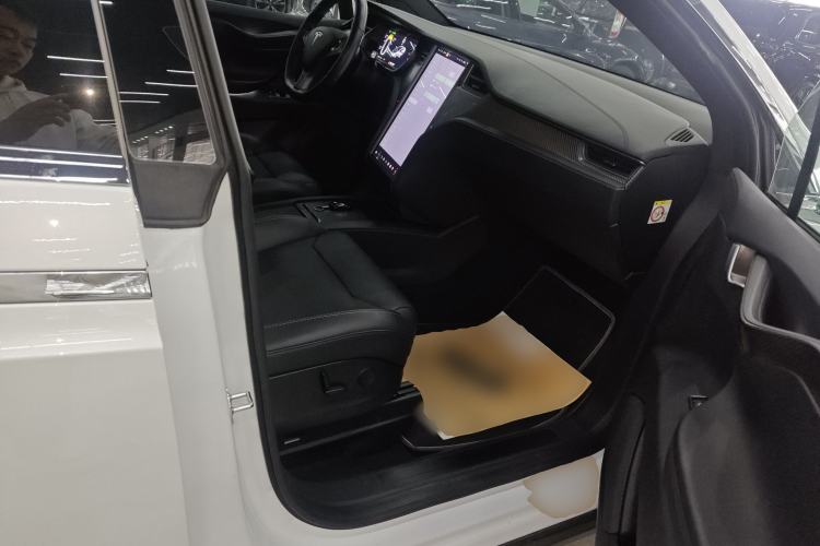 Used Tesla Model X 2016 X P100D Performance High-Performance Edition Right Front Seat