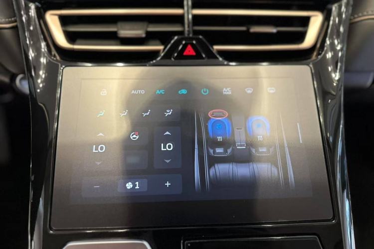 Used Wey Mocha 2021 2.0T Two-Wheel-Drive Premium Edition
