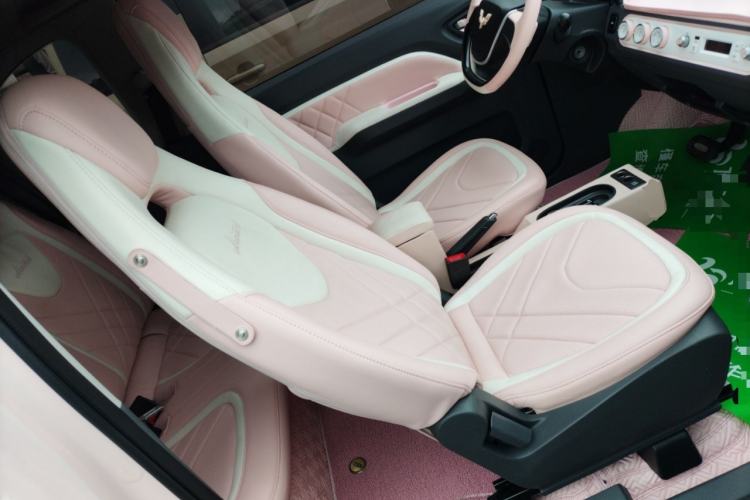 Used Wuling Hongguang MINIEV 2022 Macaron Premium Model – Lithium Iron Phosphate Right Front Seat