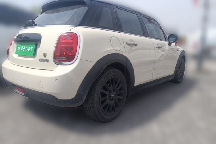 Used MINI 2018 1.5T COOPER Classic Edition Five-Door Version Rear Right 45 Deg