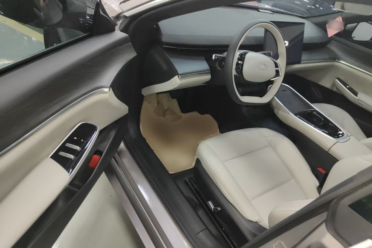 Used CHANGAN NEVO A07 2025 All-Electric "Real Bargain" 525 Luxury Model
