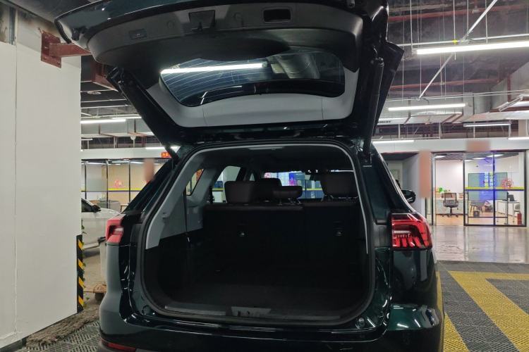 Used Chery Tiggo 8 PRO 2024 Champion Edition 390T Two-Wheel Drive Aoshi Version 7 Seats