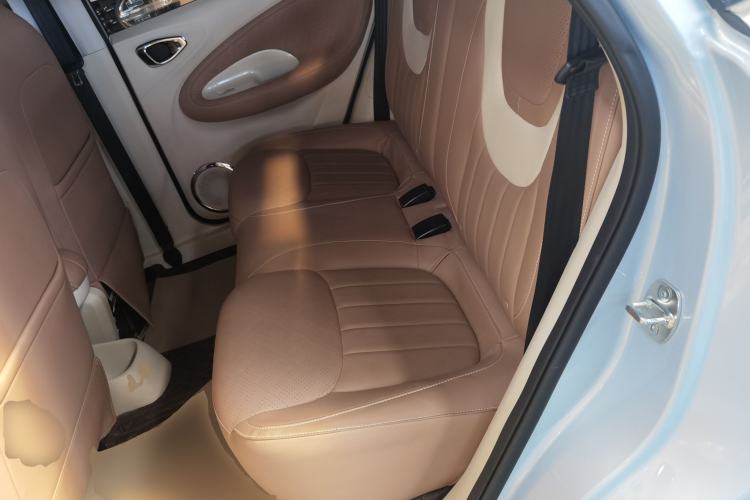 Used Wuling Bingo 2025 333 km Lingxi Deluxe Edition Left Rear Seat