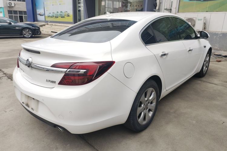 Used Buick Regal 2015 2.0L Elite Fashion Edition Rear Right 45 Deg