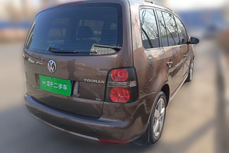 Used Volkswagen Touran 2013 1.4T Manual Comfort Edition 5-Seater Rear Right 45 Deg