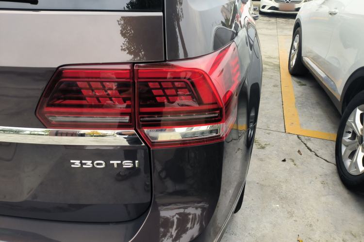 Used Volkswagen Teramont 2017 330TSI Two-Wheel-Drive Luxury Edition