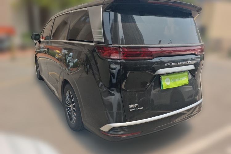 Used Denza D9 2022 DM-i 970 Four-Wheel Drive Prestige Model