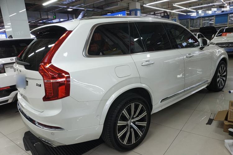 Used Volvo XC90 2021 B6 Luxury Smart Edition 7-Seater Rear Right 45 Deg