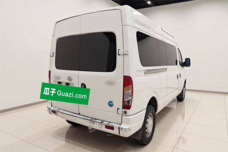 Used SAIC MAXUS Xintu V80 2021 2.0T Manual Classic Aoyuntong Short Wheelbase Mid-Height 7/8/9-Seater