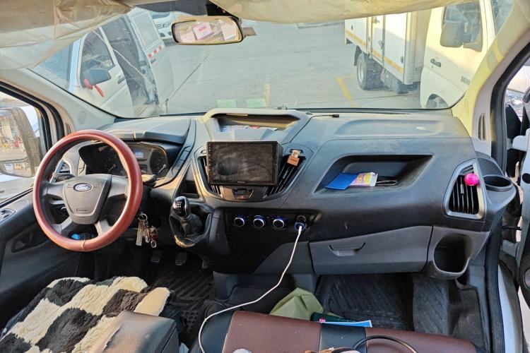 Used Ford Transit 2019 2.0T Diesel Multi-Purpose Commercial Vehicle Short Wheelbase Low Roof 6-Seater China VI Standard
