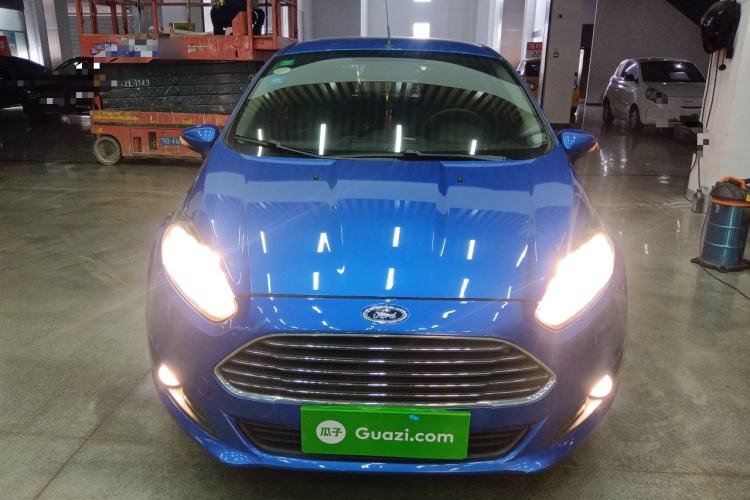 Used Ford Fiesta 2013 Hatchback 1.5L Automatic Fashion Edition
