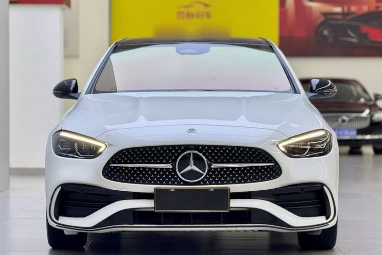 Used Mercedes-Benz C-Class 2024 Facelift C 260 L Night Edition Sport Version
