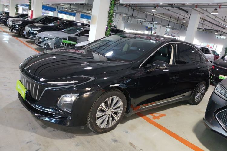 Used Hongqi E-QM5 2024 610 km PLUS