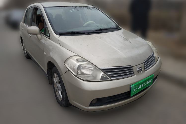 Used Nissan Tiida Sedan 2005 1.6J MT Front Right 45 Deg