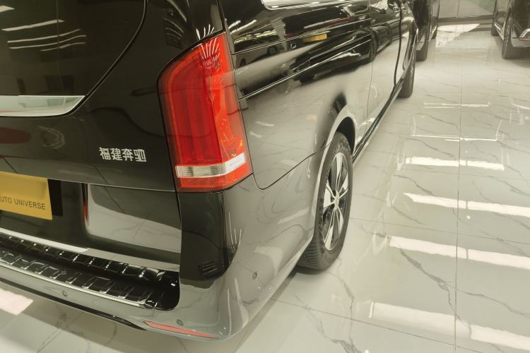 Used Mercedes-Benz V-Class 2020 V 260 L Long-wheelbase Luxury Edition Right Rear Taillight