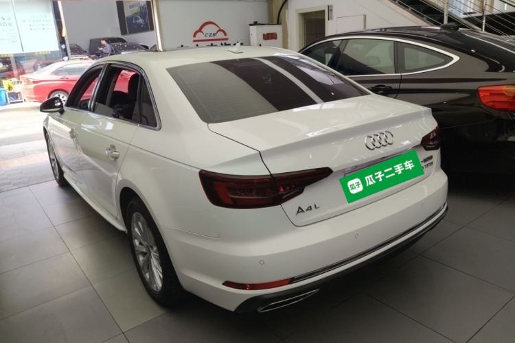 Used Audi A4L 2019 40 TFSI Ambition China VI Rear Left 45 Deg