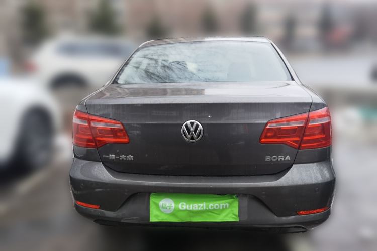 Used Volkswagen Bora 2014 1.6L Manual Comfort Model
