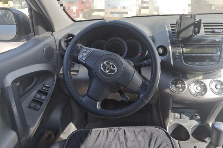 Used Toyota RAV4 2010 2.0L Manual Deluxe Upgrade