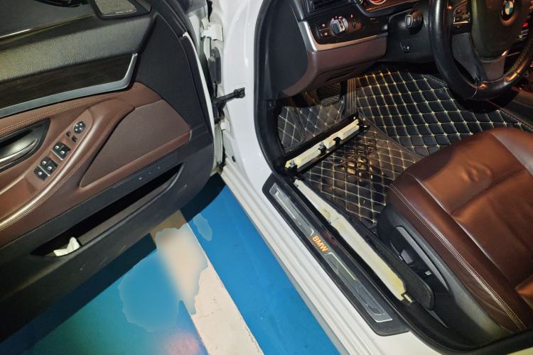 Used BMW 5 Series 2017 525Li Luxury Design Package Driver Seat