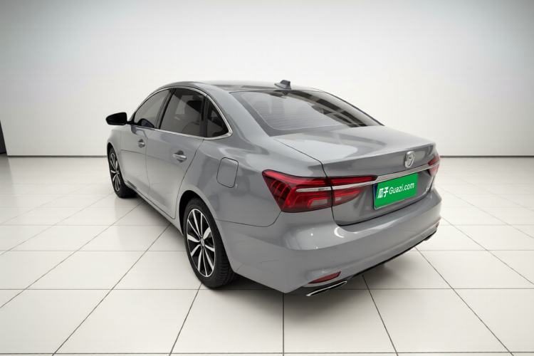 Used Roewe i6 2017 20T Automatic Internet ZhiZun Edition Exterior 3