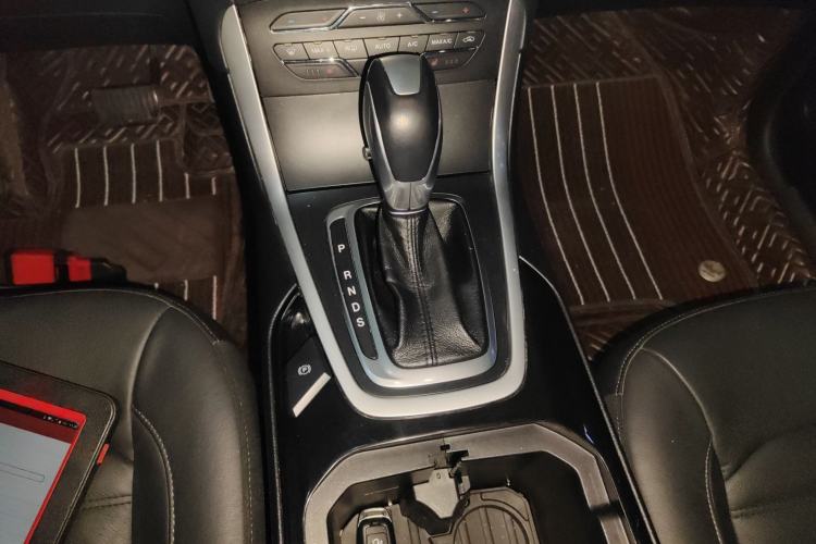 Used Ford Edge 2016 EcoBoost 245 Four-Wheel Drive Titanium Edition 7-Seater