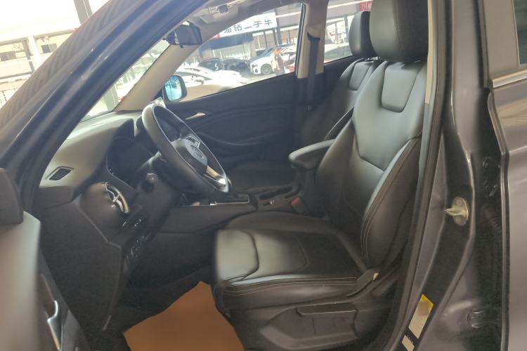 Used BYD Song 2021 Classic Edition 1.5T Automatic Elite Model Left Front Seat