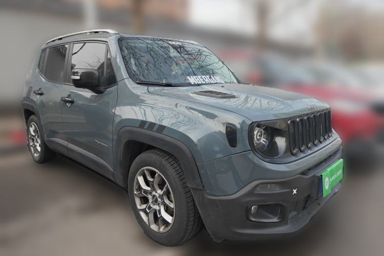 Used Jeep Renegade 2016 1.4T Automatic Jingneng Version+ Front Right 45 Deg