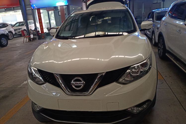 Used Nissan Qashqai 2017 2.0L CVT Elite Edition China V Standard Front