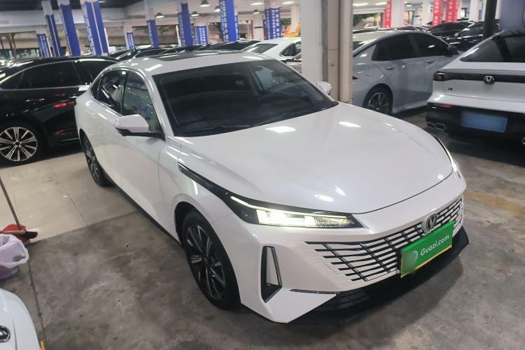 Used CHANGAN Eado 2024 1.5T GDI Automatic Flagship Edition Front Right 45 Deg