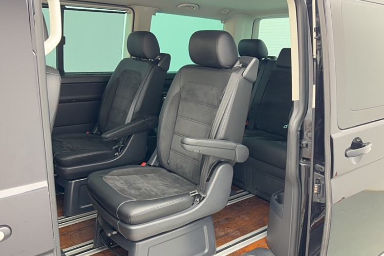 Used Volkswagen Multivan 2017 2.0 TSI Two-Wheel Drive Luxury Edition 7 Seats