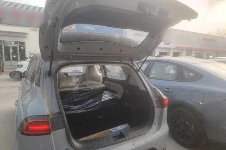 Used Wuling Bingo PLUS 2024 401 km Range 5-Seater Version
