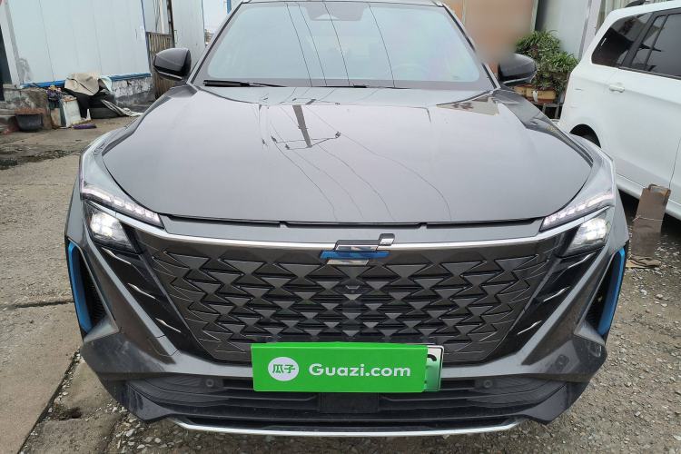 Used Oshan Z6 New Energy 2023 ZhiDian iDD 150KM Flagship PLUS Smart Parking Edition