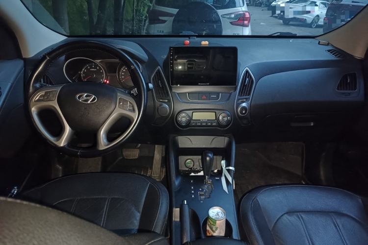 Used Hyundai ix35 2015 2.0L Automatic 2WD Smart Version China V Standard
